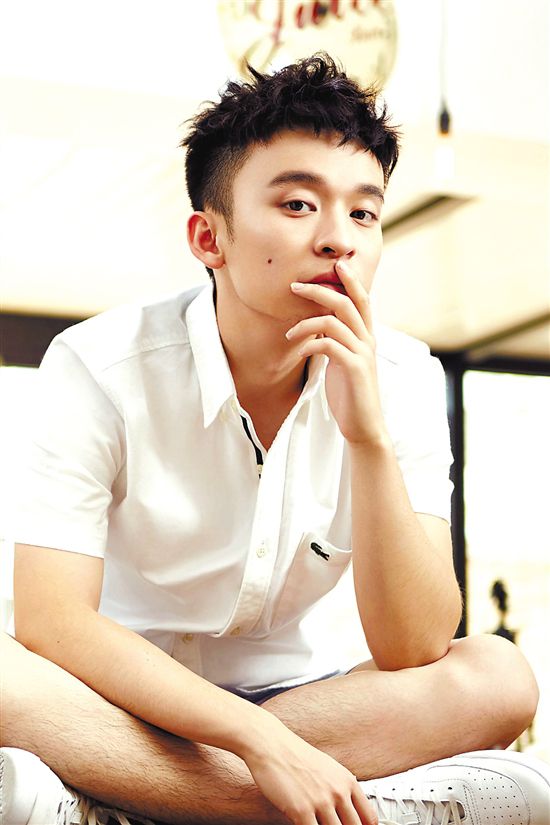 董子健感慨"小货郎"杨巡"打不倒"