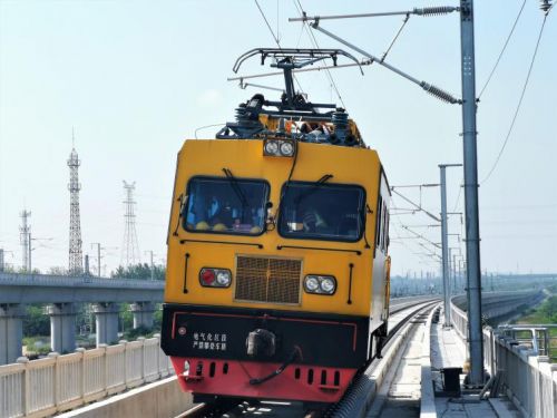 商合杭铁路北城至颖上接触网工程冷滑试验圆满完成