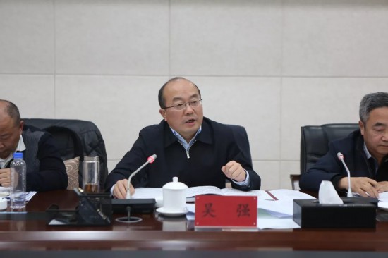 贵州省副省长吴强一行到荔波调研脱贫攻坚