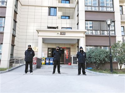 陕西频道 陕西原标题:防疫触角延伸 隔离升级延伸     打赢疫情防控