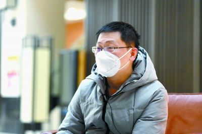 首都医科大学宣武医院肖汉医生.本报记者 和冠欣摄