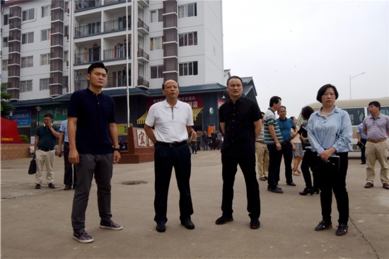 宁明视窗  5月27日,崇左市人大常委会副主任,宁明县委书记刘勇率队到
