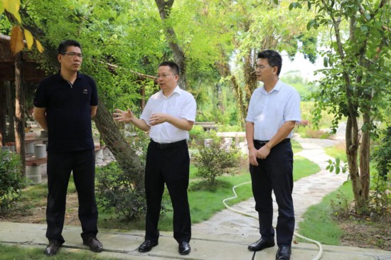 北海市委常委,副市长宋云中到海城区调研脱贫攻坚工作