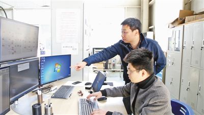 “逐日”青年人 “点亮”聚变灯（百姓影像）--图片频道--人民网