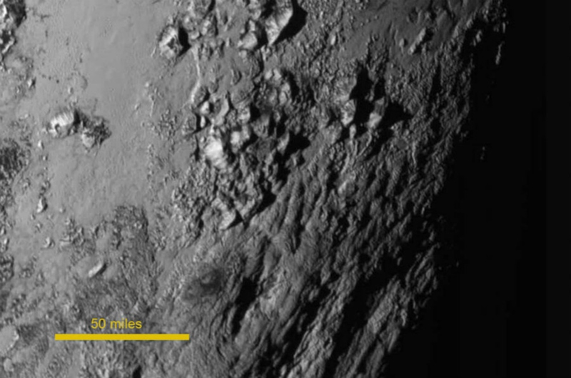 NASA公布冥王星局部特寫 “冥王心”命名為湯博【2】--圖片頻道--人民網