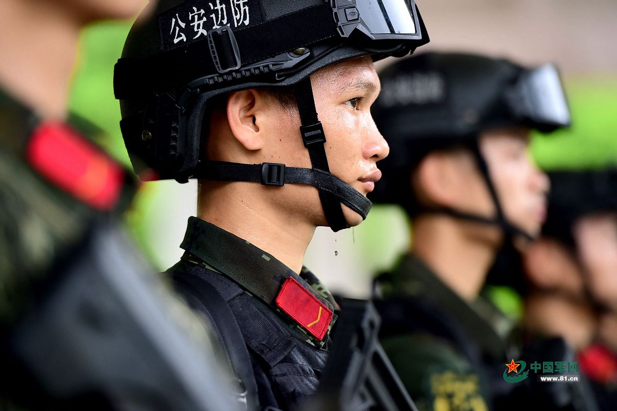 清明节前 武警广东省边防总队上演"动作大片"【12】